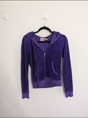 Juicy Couture Y2K Vintage Velour Rhinestone Zip Up Hoodie S